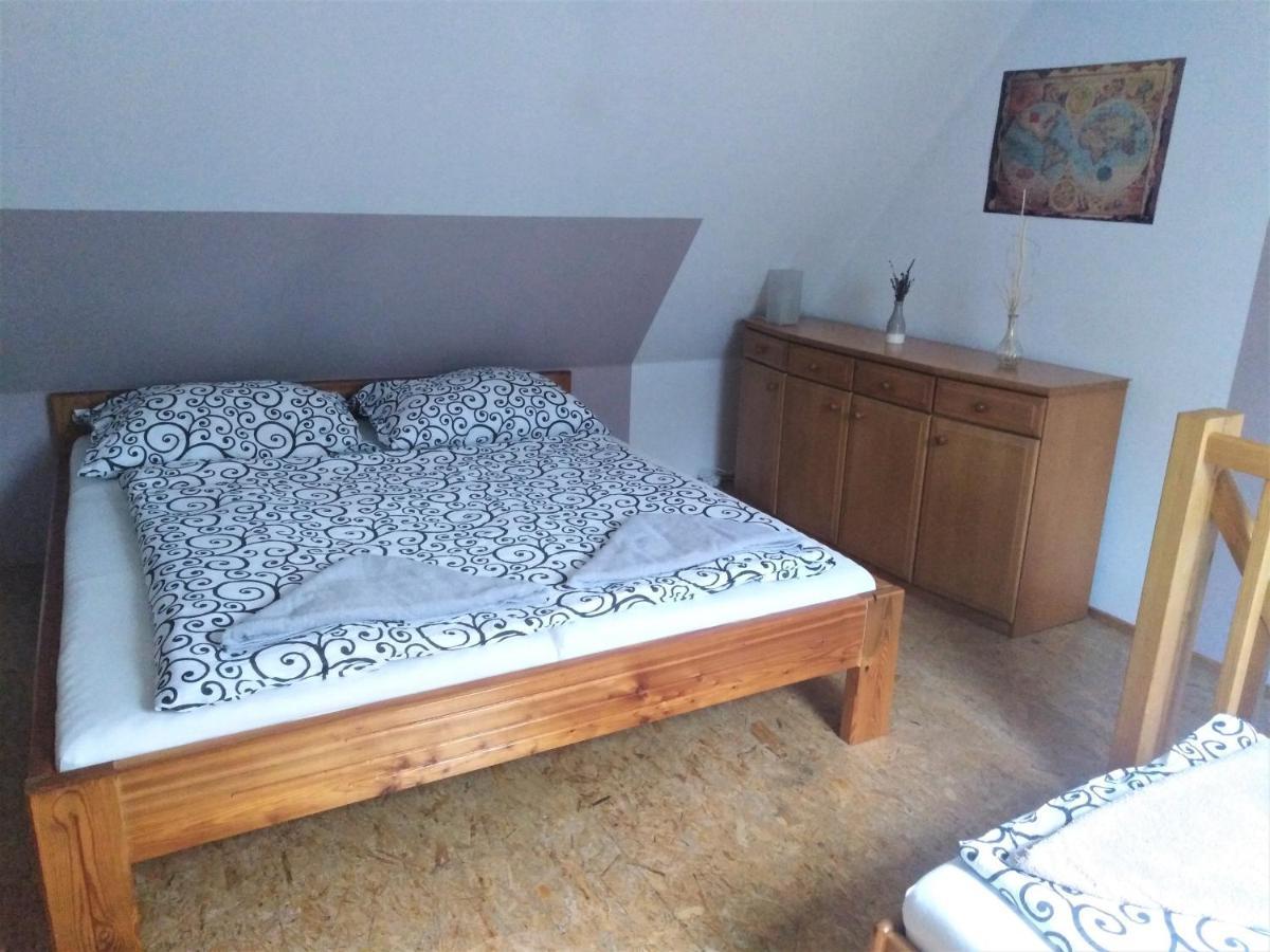 Penzion U dvojice Nove Mesto na Morave Esterno foto