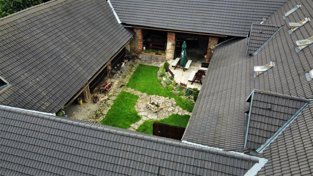 Penzion U dvojice Nove Mesto na Morave Esterno foto