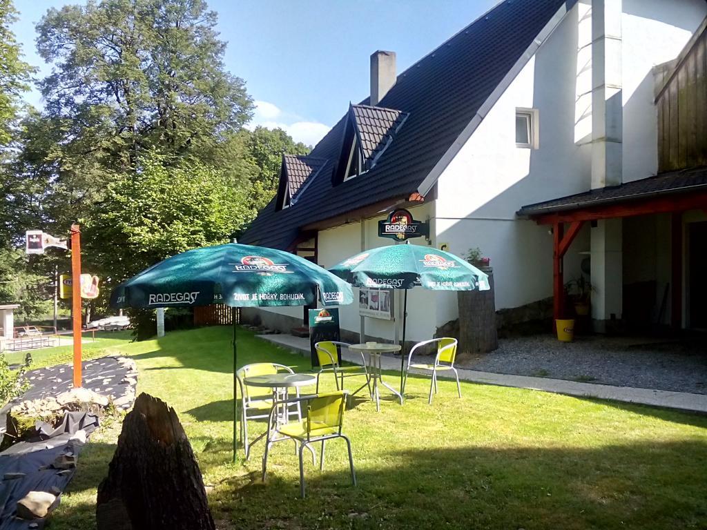Penzion U dvojice Nove Mesto na Morave Esterno foto