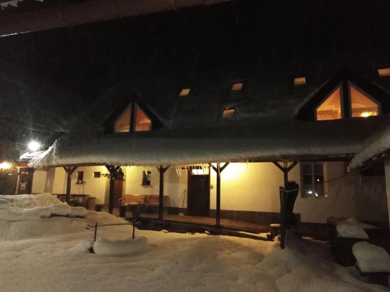 Penzion U dvojice Nove Mesto na Morave Esterno foto